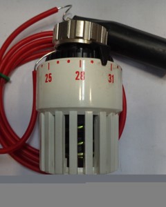 Thermostatic head with sensor 1.25M